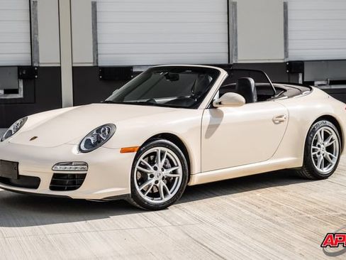 Used 2009 Porsche 911 Carrera RWD image 37