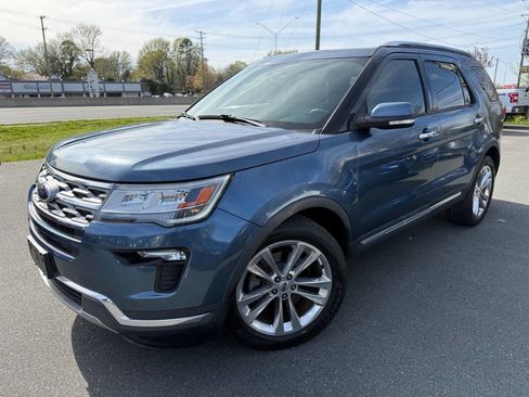 Used 2018 Ford Explorer Limited image 1