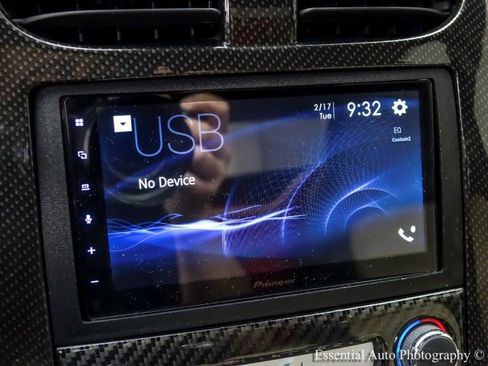 Used 2011 Chevrolet Corvette Grand Sport w/ Preferred Equipment Group image 19