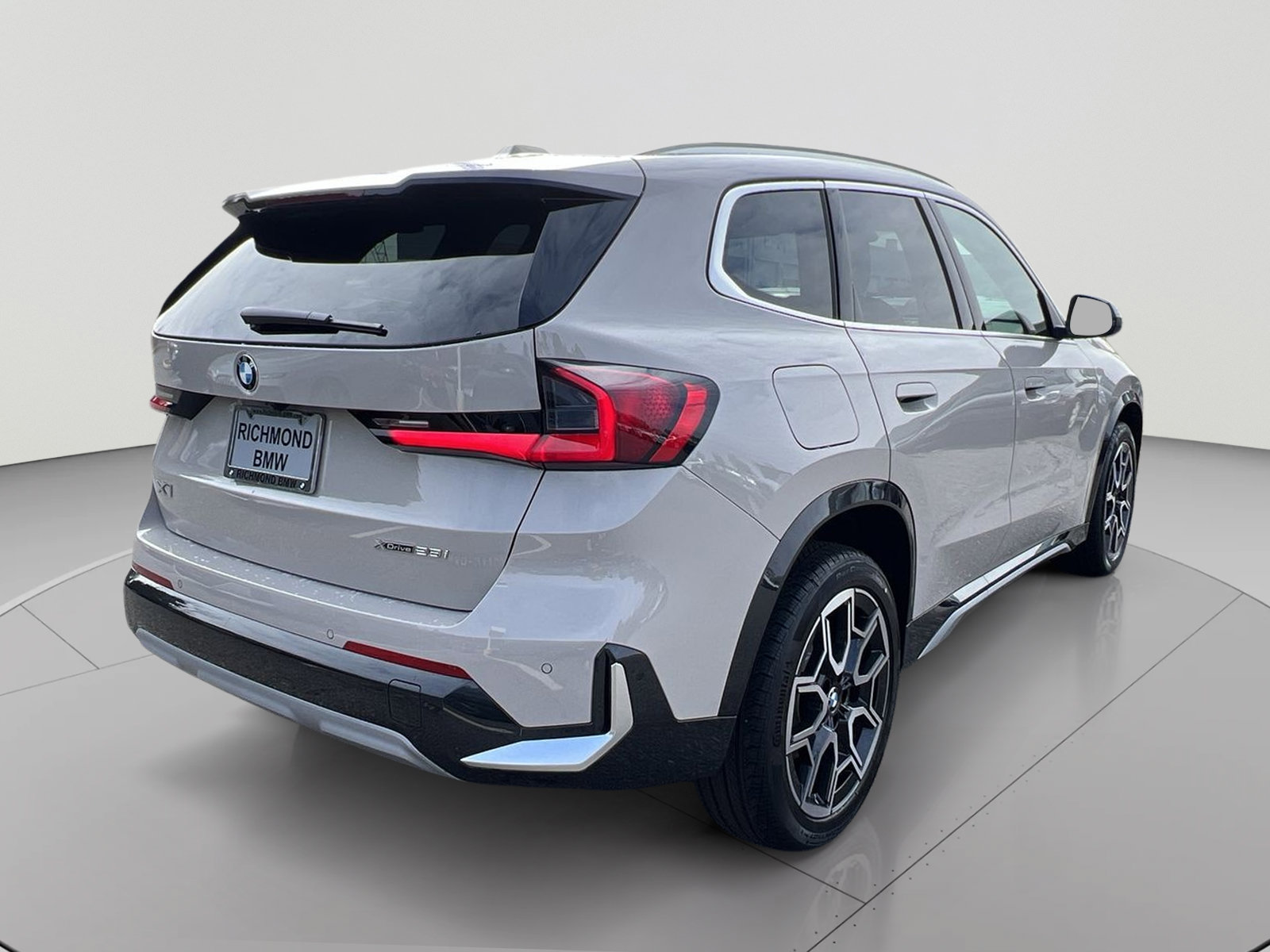New 2026 BMW X1 xDrive28i w/ Convenience Package AWD/4WD image 5