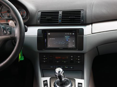 Used 2005 BMW M3 Convertible RWD image 39