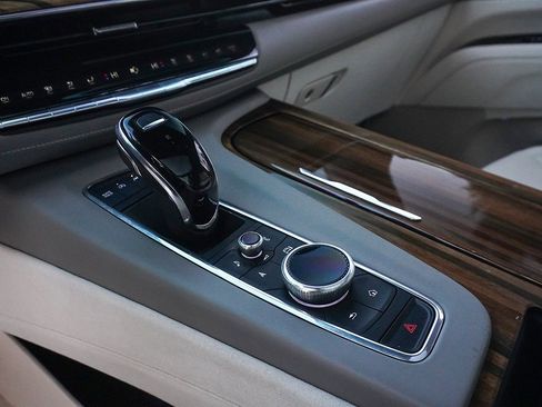 Used 2024 Cadillac Escalade Sport Platinum image 70