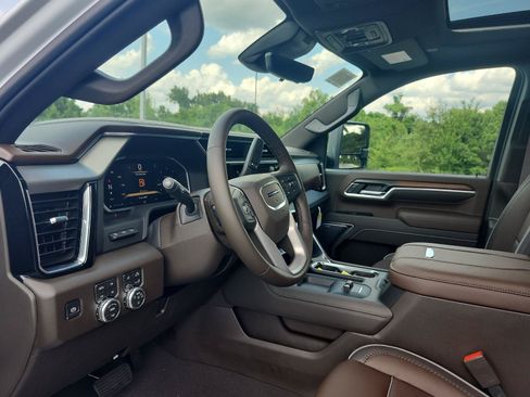 New 2026 GMC Sierra 2500 Denali w/ Denali Reserve Package AWD/4WD image 13