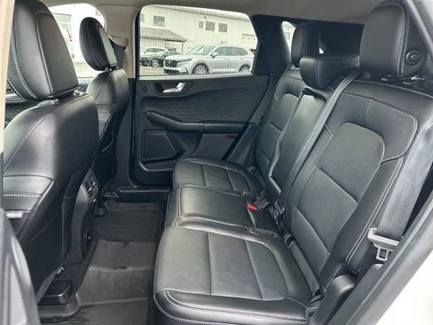 Used 2020 Ford Escape Titanium image 16