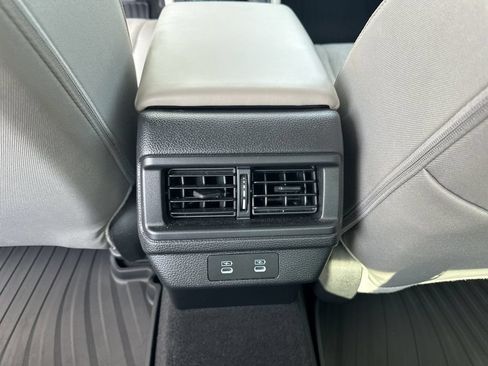 Used 2025 Honda Accord SE image 18
