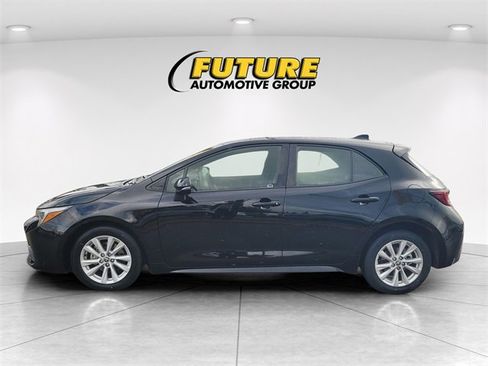 Used 2023 Toyota Corolla SE image 6