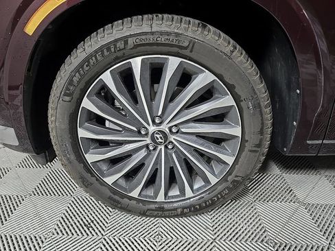 Used 2023 Hyundai Palisade Calligraphy image 9