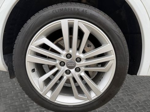 Used 2019 Audi Q5 2.0T Premium Plus w/ Premium Plus Package AWD/4WD image 9