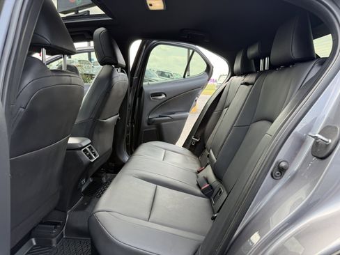 Used 2020 Lexus UX 250h w/ Luxury Package image 14