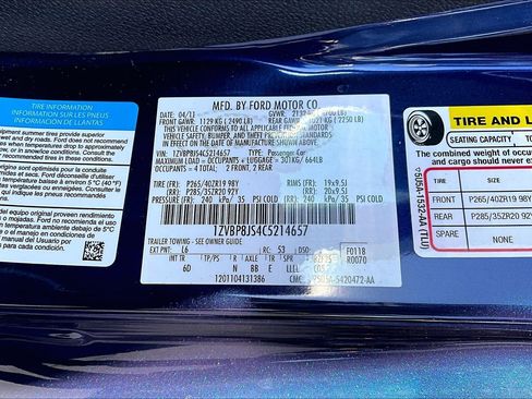 Used 2012 Ford Mustang Shelby GT500 w/ SVT Performance Pkg image 21