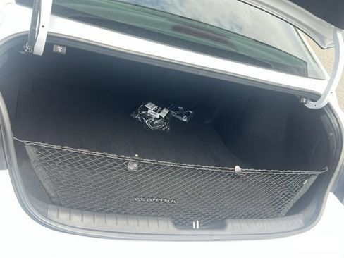 Certified 2025 Hyundai Elantra SEL FWD image 38