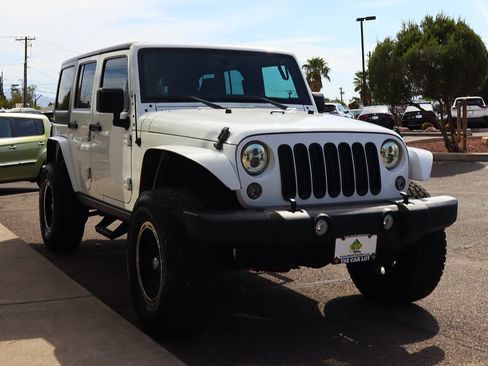 Used 2015 Jeep Wrangler Unlimited Sport w/ Max Tow Package AWD/4WD image 16