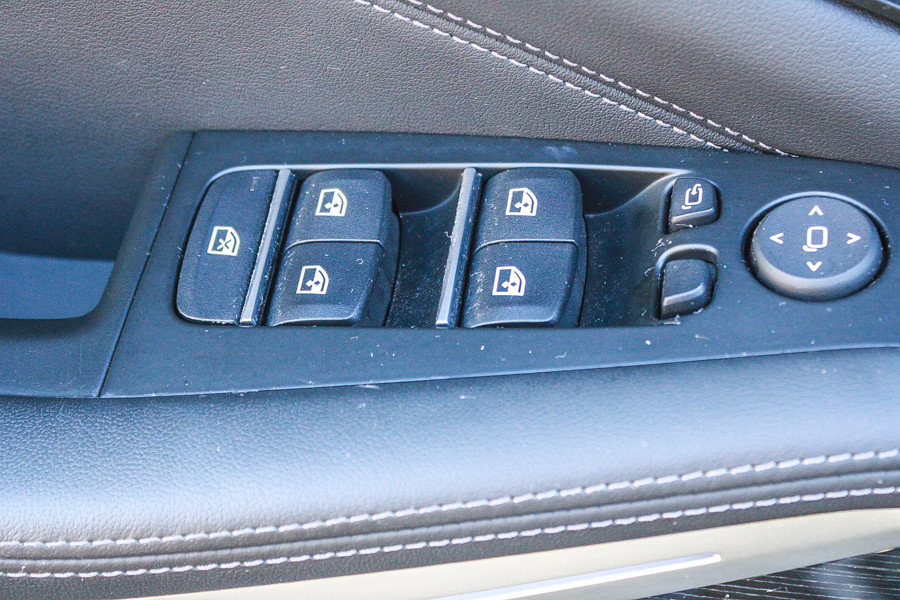 Used 2025 BMW X5 M60i AWD/4WD image 20