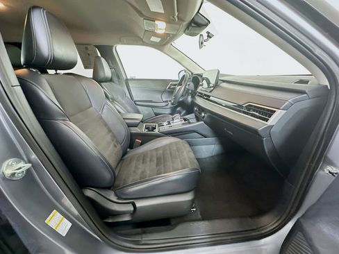 Used 2024 Mitsubishi Outlander SE image 32