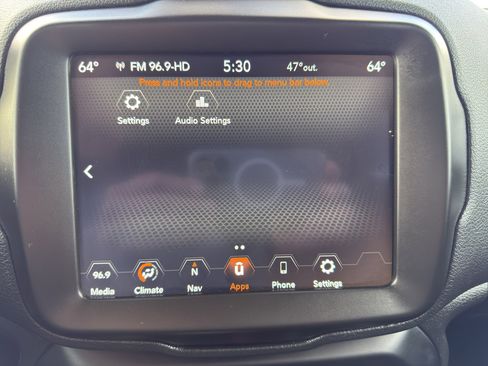 Used 2023 Jeep Renegade Trailhawk w/ Trailer Tow Group AWD/4WD image 26