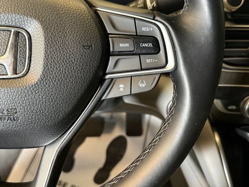 Used 2018 Honda Accord EX-L image 11