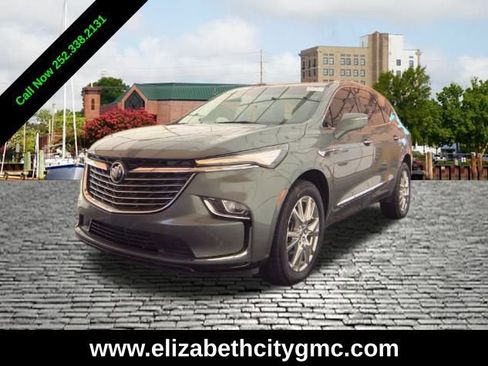 Used 2023 Buick Enclave Premium image 1