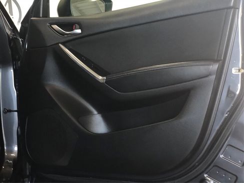 Used 2016 MAZDA CX-5 Touring FWD image 17
