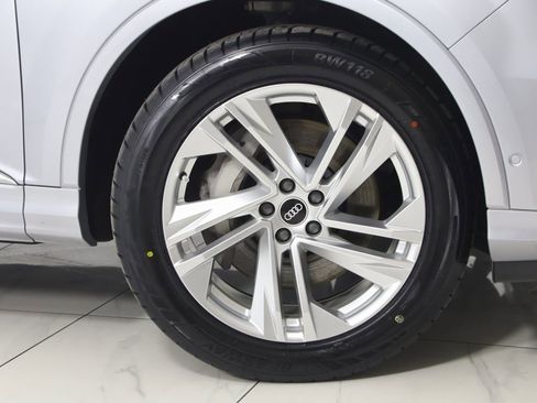 Used 2021 Audi Q7 3.0T Premium Plus w/ Premium Plus Package image 16