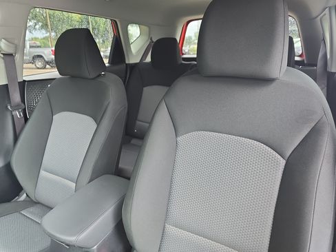 Used 2025 Kia Soul LX FWD image 21