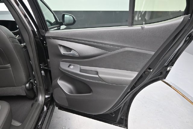 New 2026 Buick Envista Sport Touring w/ Convenience I Package FWD image 20