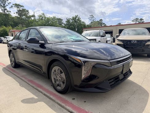 Used 2025 Kia K4 FWD image 42