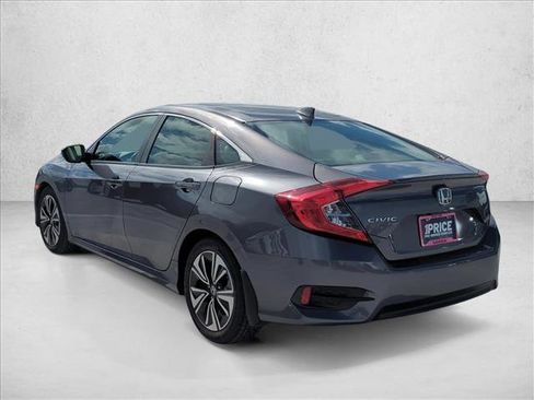 Used 2018 Honda Civic EX-T image 5