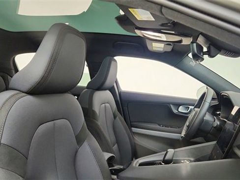 Used 2022 Polestar Polestar 2 Long Range Dual Motor w/ Plus Package image 20