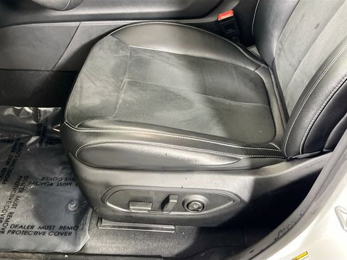 Used 2023 Jeep Grand Cherokee Altitude image 18