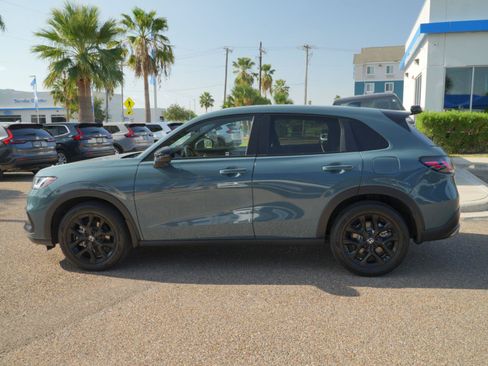 Used 2025 Honda HR-V Sport image 14