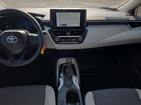 Used 2026 Toyota Corolla LE FWD image 15