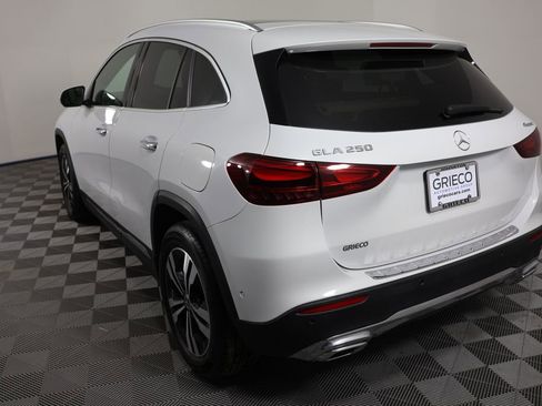 Used 2024 Mercedes-Benz GLA 250 4MATIC w/ Winter Heating Package image 7