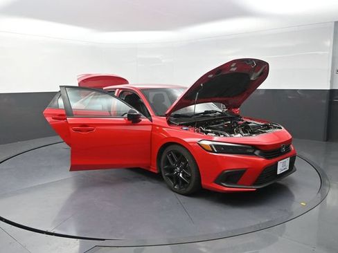 Used 2023 Honda Civic Sport image 29