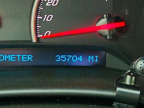 Used 2005 Chevrolet Corvette Convertible w/ Preferred Equipment Group RWD image 16