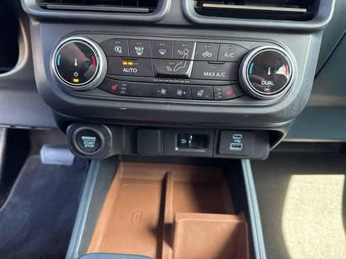 Certified 2024 Ford Maverick Lariat w/ 4K Tow Package AWD/4WD image 17