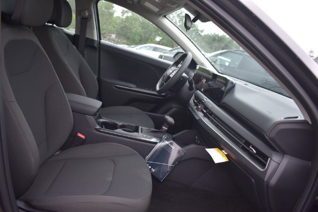 New 2026 Kia K4 FWD image 13