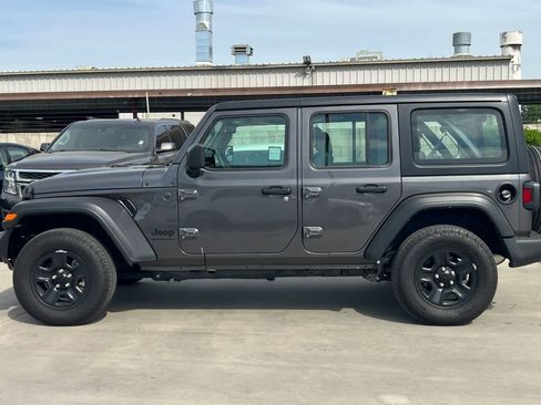 Used 2024 Jeep Wrangler Sport image 6