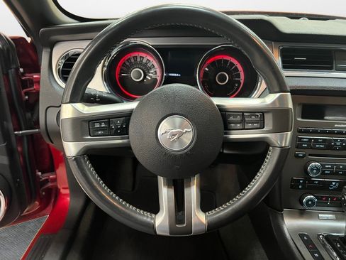 Used 2013 Ford Mustang GT Premium w/ Comfort Pkg image 12