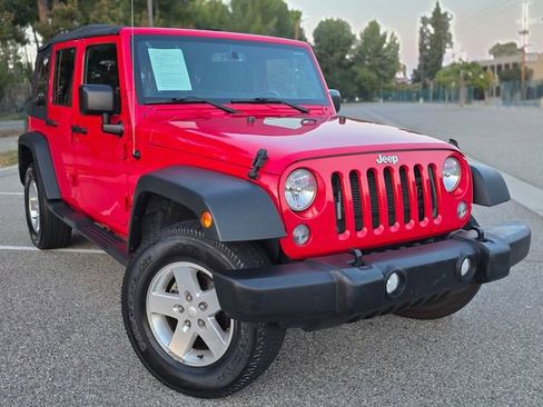 Used 2014 Jeep Wrangler Unlimited Sport w/ Quick Order Package 24S AWD/4WD image 16