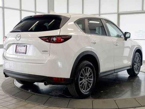 Used 2017 MAZDA CX-5 Touring image 8