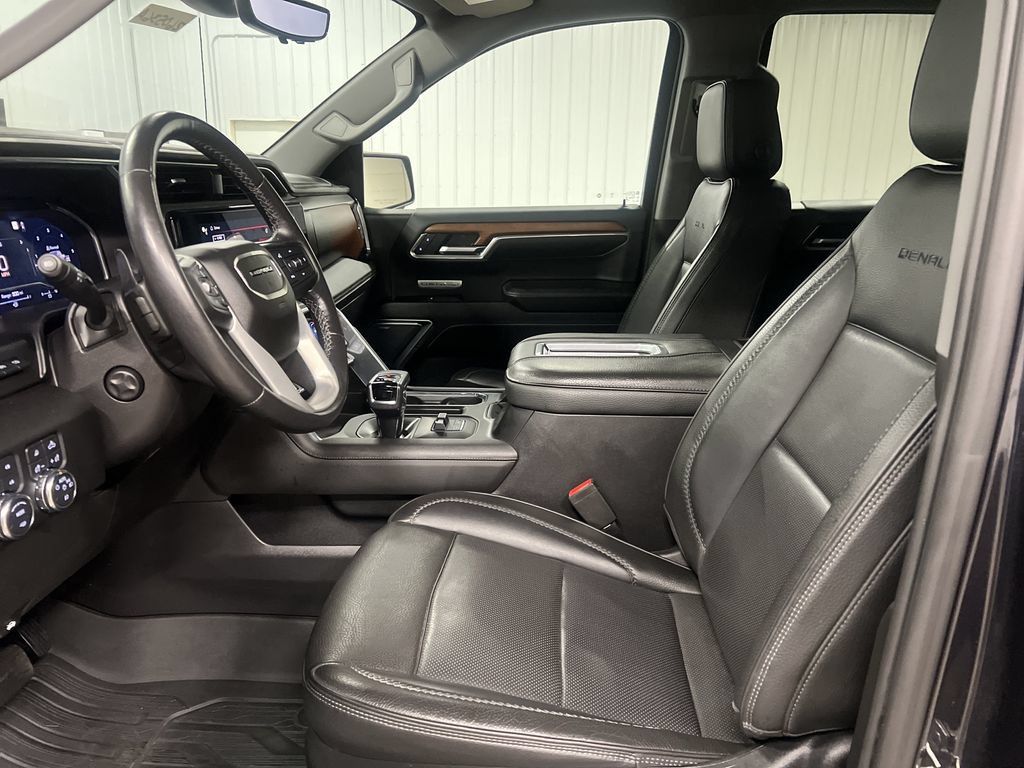 Certified 2022 GMC Sierra 1500 Denali w/ Technology Package AWD/4WD image 13