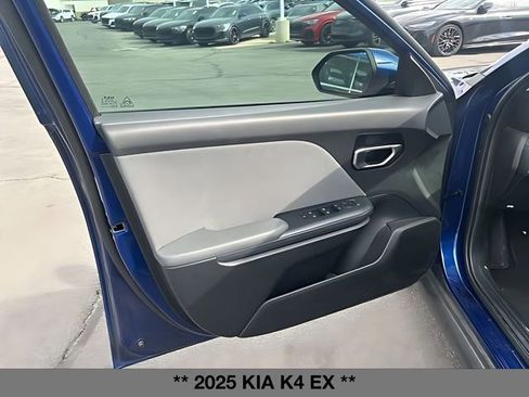 Used 2025 Kia K4 EX FWD image 18