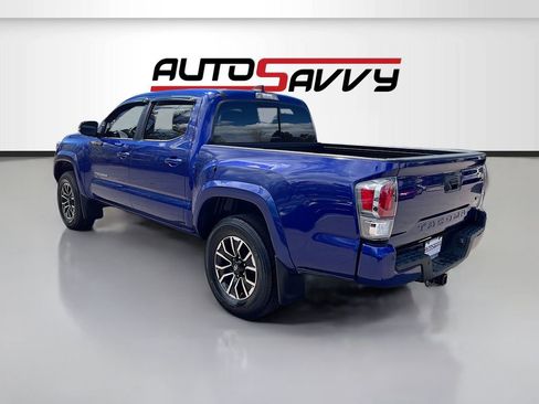 Used 2023 Toyota Tacoma TRD Sport w/ TRD Premium Sport Package AWD/4WD image 5