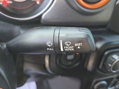 Used 2021 Jeep Gladiator Mojave w/ Trailer Tow Package image 34