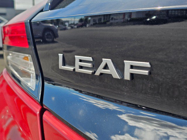 Certified 2024 Nissan Leaf SV Plus FWD image 17
