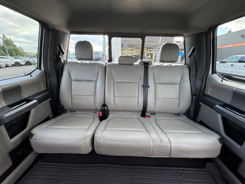 Used 2022 Ford F350 XLT w/ Black Appearance Package AWD/4WD image 38