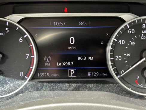 Certified 2023 Nissan Sentra SV FWD image 31