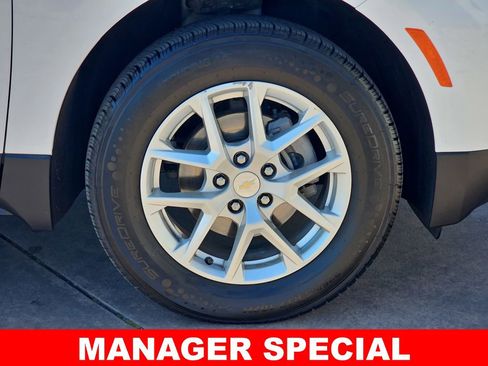 Used 2022 Chevrolet Equinox LT image 39