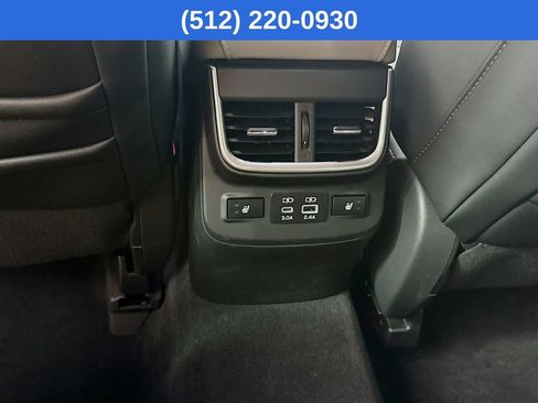 Certified 2025 Subaru Outback Limited image 31
