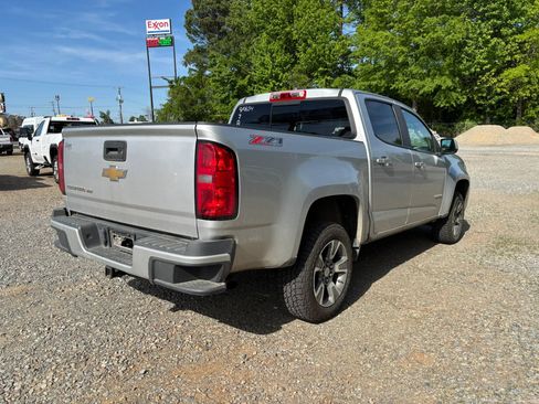 Used 2018 Chevrolet Colorado Z71 AWD/4WD image 8